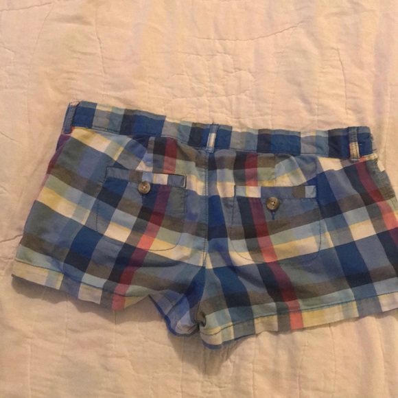 Plaid shorts - Picture 2 of 2